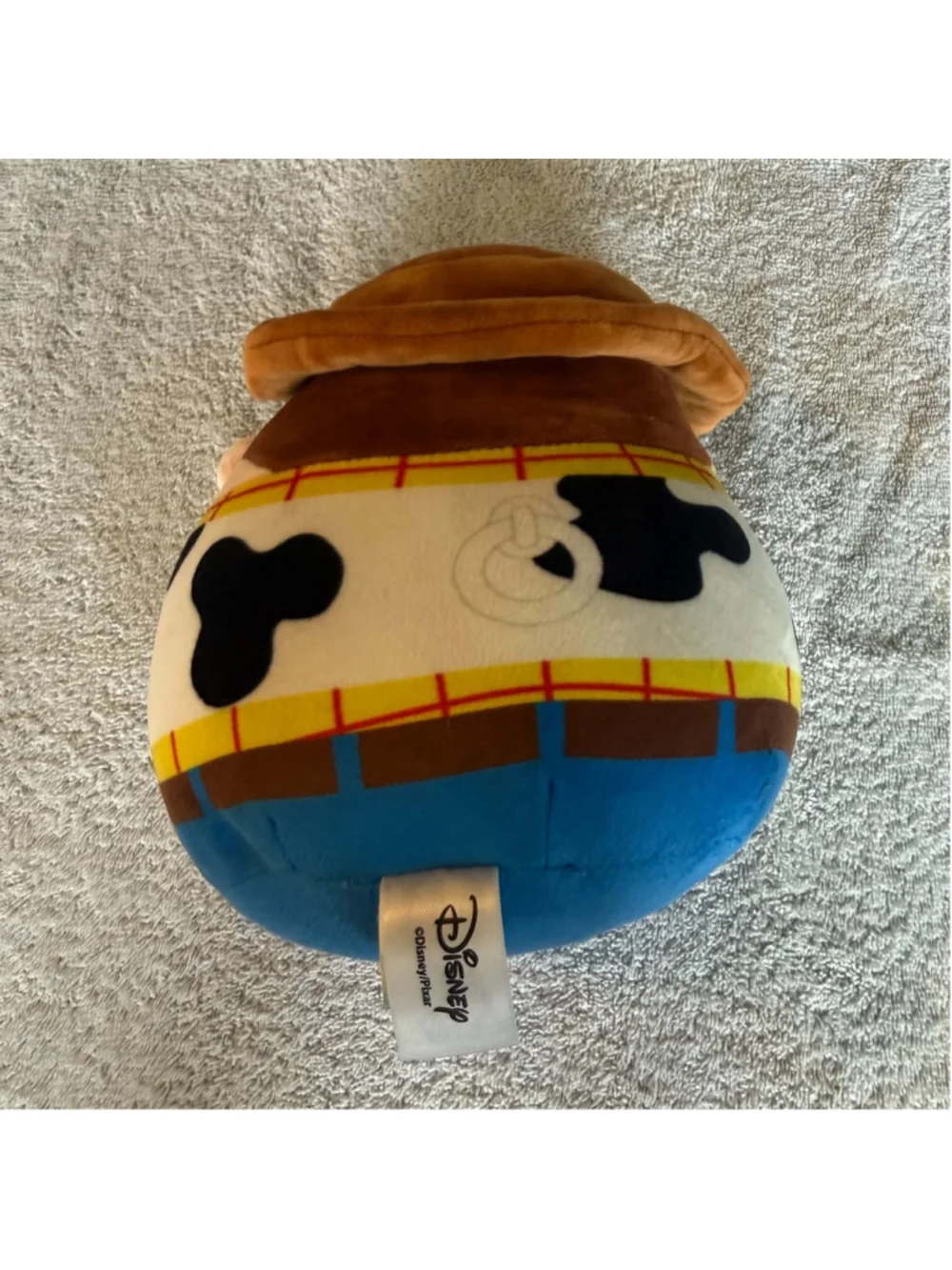 Squishmallows includes story